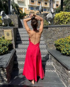 Samara Tijori Instagram - Blood Type : Sassy. 

Wearing my fav @beachbum.in ❤️