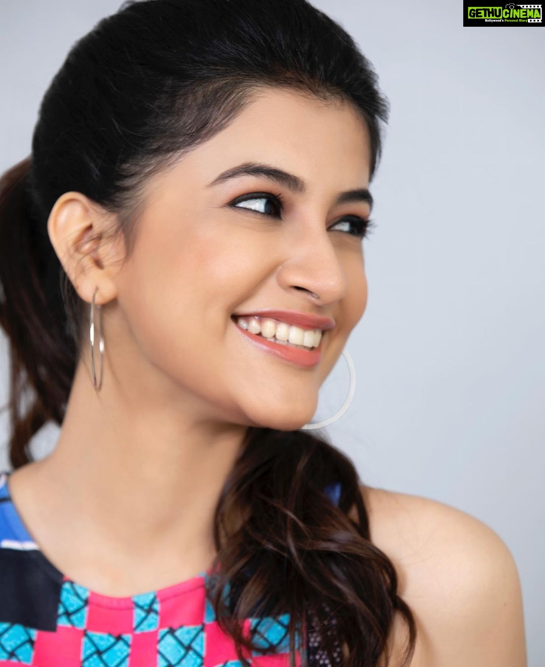 Actress Simran Sharma HD Photos and Wallpapers October 2021 - Gethu Cinema