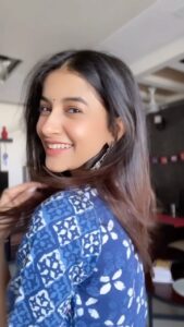 Simran Sharma Instagram - Mera salaam✨✨✨