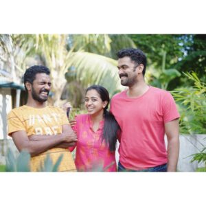 Sneha Babu Instagram - Fake candid on point, I'd say! 
Alle @shyammeyyy @_jijo_jacob 😂🙊
Watch Ep 06 of Divakara Charitham now. Link is in the bio.
.
.
#friends #webseries #actors #youtube