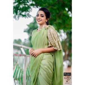 Sneha Babu Instagram - Photographed by @dileep.chennaiframes 

@chennaiframes 
Wearing:- @ziddesigners 
MUA:- @the_color_pallete 
Jewellery:- @bridal_bliss_rental_jewellery 
#photoshoot #instagram #karikku #beauty
