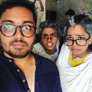Sneha Babu Instagram - Caption it makale🙊
With Monu 👩‍👦@arjun_ratan_britto and Chori aunty👵 @im_happyface