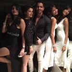 Sonali Raut Instagram - #AboutLastNight Having a blast with @ujjwalaraut @ikainaatarora @harshvardhanrane #PartyTime #ManekaJoshisBirthdayBash #FriendsLikeFamily My Outfit Courtesy: @idiot_theory