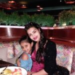 Sonali Raut Instagram - Funtime!!!! #family #sister #neice #birthday #celebrations #love #bond #notmybirthday