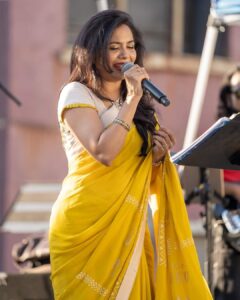 Sunitha Upadrashta Instagram - Singing is the secret of my energy😊
