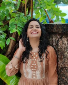 Sunitha Upadrashta Instagram - Inspite of being very busy with my career and family, I always find time to appreciate the little things God created .. the sunshine, the rain and the beautiful Nature around me. It gives me immense pleasure and positivity to achieve my goals professionally and personally!!