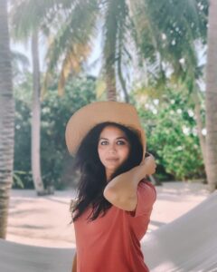 Sunitha Upadrashta Instagram - You judge, you troll, you always try to pull me down, 
you want to prove a point, you make me feel insecure, 
you don’t trust, you don’t support, you don’t ever hear me, 
you laugh when I fail, you suffocate me, 
you blame me for no reason and wish me a Happy women’s day!?

Yes! I take it because I pulled up all my strength on my own and built a castle with the same stones you threw at me and rose up above everything!!
I smile , I forgive, I take care, I love, I never give up...
I am a woman...I’m compassionate!!
Happy women’s day!!!