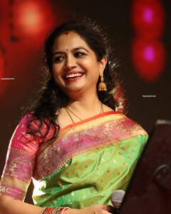Sunitha Upadrashta Instagram - 😊