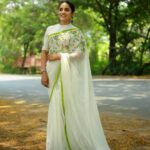Surabhi Lakshmi Instagram - The perfect matching accessory for a saree is not the jewelry but your smile. Photographer: @insta.aks Makeup: @amal_ajithkumar Costumes: @prakrithi_by_ramya . . . . . . . . . . . . #sareelove #keralaactress #sareedraping #ethnicwear #fashion #photoshoot #keralaphotogallery #model