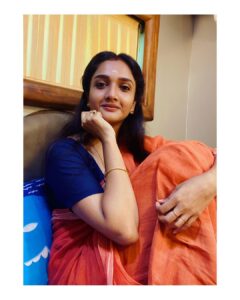 Surabhi Santosh Instagram - ✨✨