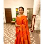 Surabhi Santosh Instagram – Truly South Indian in a Kancheevaram Saree ♥️ #SimplySouth #SouthIndian #SouthSarees #SareeLove #SouthIndianGirl