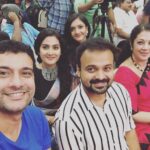 Surabhi Santosh Instagram - #Happiness is sharing moments with these #amazingpeople 💕 #kuttanadanmarpappa #awesometeam #lovelyevening