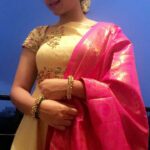 Swathi Deekshith Instagram - #festivemode
