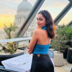 Tridha Choudhury Instagram - The most breathtaking view of St.Paul’s cathedral as you indulge in Fresh lobsters and champagne 🥂 @madisonlondon1 🥂 #londondiaries #londoncity #londonfood #londonskyline #stpaulscathedral #londonlove #londonterrace #foodtherapy #foodinsta Madison Roof Bar, St Paul's