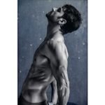 Vivek Dahiya Instagram - My fast charging battery isn’t that fast today. Repair time. P.s This is an old pic. I don’t look like this anymore but my brains cells are way better today. (You’d have to know me to see through)