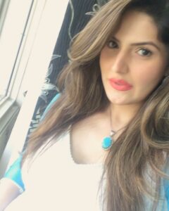 Zareen Khan Instagram - Eid Mubarak ✨✨✨