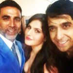 Zareen Khan Instagram - At the curtain raiser of INDIA LUXURY STYLE WEEK with my friend Ramesh Dembla & fav @akshaykumar ! ✨✨✨ #ILSW #AkshayKumar #RameshDembla #fashion #style #Favourite