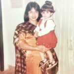 Zareen Khan Instagram - Momma's pet ! ❤️ Is tht U? Yes yes yes 😁😁😁 #MommyLove #BabyMe