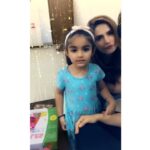 Zareen Khan Instagram - That’s how we roll 👯‍♀️ #WeekendVibes #FriYay #LilMissRhea #HumariBeti #MyHappyThought #Love #ZareenKhan @yasmineexplores @rickysachdev