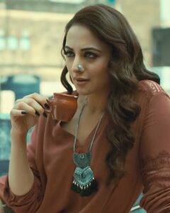 Zoya Afroz Instagram - Blessed to have received a character so well written! 
Playing Urvashi (aka Meera, Tina,  Aaliya) was genuinely very close to my heart. But your love has made it even more special!!!

#MatsyaKaand ❤️

Meera, Urvashi, Aaliya, Tina, 
Which avataar was your favourite?

MUA : @makeupbyroshan
Stylist : @styledbyswatipatel