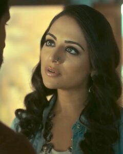 Zoya Afroz Instagram - Blessed to have received a character so well written! 
Playing Urvashi (aka Meera, Tina,  Aaliya) was genuinely very close to my heart. But your love has made it even more special!!!

#MatsyaKaand ❤️

Meera, Urvashi, Aaliya, Tina, 
Which avataar was your favourite?

MUA : @makeupbyroshan
Stylist : @styledbyswatipatel