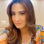 Aalisha Panwar Instagram - Girlfriend- Propose me.. 💁‍♀️ Boyfriend- Tu saanp mei zeher 🐍 Girlfriend- Tu rehnde 🤦‍♀️ . . #reeling #reelitfeelit #reelkrofeelkro #hipikaromorekaro #lipsync