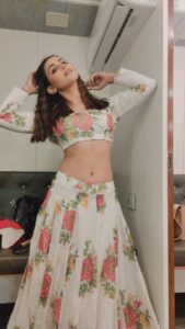 Aanchal Khurana Instagram - Anywaysss i am cute af 🥂

.

.

.

#womenempowerment #womanfashion #instagood #girlswithtattoos #evileye #reels #reelsinstagram #reelitfeelit #reelkarofeelkaro #viral #badeachhelagtehain2 #akarmy #aanchalkhurana #balh2 #brinda #instagood #antisocial #