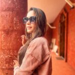 Aasiya Kazi Instagram - In the chaotic rubble she still remembered who she was….🤍 Panchgani