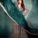 Adaa Khan Instagram - Inhale 'Sabr’, Exhale ' Shukr' ! 💚 . . . 📸: @prashantsamtani 👗: @kalkifashion 🧣: @nidhikurda . . . #iftaar #iftaarparty #fashion #festivefashion #ootdinspo #stylefile #stylish #partywear #fashionfever #stylegoals #ethnicwear #festivewear #stylebuzz #lookbook #fashionlikeadaa #adaakhan