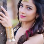 Adaa Khan Instagram - Hisses and Kisses ♥️ . What has been your favourite Shesha moment? Let me know... 🐍 . . . 📹: @cbfilmz_ . . . #feelkaroreelkaro #feelitreelit #reels #reelsinsta #naagin #kaalinaagin #naagin6 #shesha #shrivalli #reeling #colorstv #adaakhan #basantpanchami @colorstv