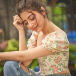 Aditi Bhatia Instagram - sitting pretty ♡ 📸: @rohanshrestha MUA: @makeupbyriddhima Hair by: @swapnil_makeupnhair