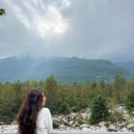 Aditi Bhatia Instagram - if ‘sukoon’ was a place 🕊 Manali, Himachal Pradesh