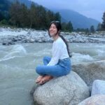 Aditi Bhatia Instagram - if ‘sukoon’ was a place 🕊 Manali, Himachal Pradesh