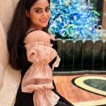 Aishwarya Sharma Bhatt Instagram - Something Special with Someone Special ❤️ Styled by - @poojadargad_25_ Wearing - @meeamifashion #aishwaryasharma #fashioninsta #fashioninspo #prettydress #ootd #picturesoftheday Somewhere..