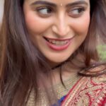 Aishwarya Sharma Bhatt Instagram - Lailaaaa❤️💙 #aishwaryasharma #patralekha #pakhi #ghumhaikisikeypyaarmeiin #dekhaekkhwaab #laila #iphone14promax #cinematicmodeon #loveit #intsatrending #trendingsongs #reelitfeelit