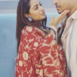 Aishwarya Sharma Bhatt Instagram - Humse na ho payega 😂😂😂 #aishwaryasharma #neilbhatt #instagramreels #trendingreels #funnyreels #couplegoals #blooper