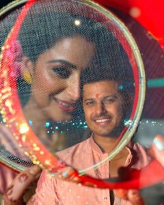Aishwarya Sharma Bhatt Instagram - Karwa Chauth ❤️ 
I have got the best Husband love you so much bubu @bhatt_neil 😘🤗❤️
Thankyou so much Mutter @sunitabhatt47 for everything love you ..you are the best😘🤗😇

Wearing @womaste.ethnic 
Styling @styling.your.soul 
Makeup @drama_queen8399 
Hair - @zeenat_az 

#karwachauth2022 #firstkarwachauth #neilkiaish #couplegoals