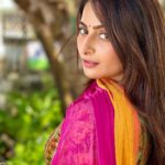 Aishwarya Sharma Bhatt Instagram - Captivating 💖💗 PC @bhatt_neil ❤️ #aishwaryasharma #aishwaryasharmabhatt #pakhi #patralekha #ghumhaikisikeypyaarmeiin #bts #flashback #nature #picturesoftheday #simplicityatitsbest #stayhappy