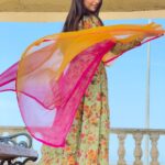 Aishwarya Sharma Bhatt Instagram - Captivating 💖💗 PC @bhatt_neil ❤️ #aishwaryasharma #aishwaryasharmabhatt #pakhi #patralekha #ghumhaikisikeypyaarmeiin #bts #flashback #nature #picturesoftheday #simplicityatitsbest #stayhappy