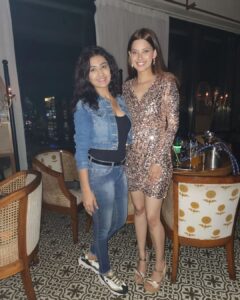 Alice Kaushik Instagram - It was a happy happy birthday. What a night. Nothing but love in the air. I love each and every person who made it possible. Thank you. You are all rockstars.
❤️❤️❤️❤️❤️❤️❤️

Location : @mannrangi couldn’t have found a better vibe for my birthday. You guys were lovely ❤️💖