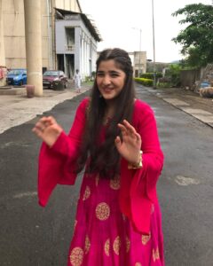 Ananya Agarwal Instagram - if you want to be happy, be. 
- Leo Tolstoy
.... candids becoz i just couldn’t stop laughing😝