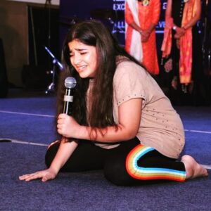Ananya Agarwal Instagram - realised why theatre actors are the best bcoz in live performances there are no retakes....
doing a solo act during Ryan Teen camp
#ryanteencamp2019 #instagood #actor #actorslife