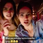 Aneri Vajani Instagram - Tag your bestie that knows the lyrics 🤣🤣🤣🤣🤣Also @vajanianeri is officially my dance partner wherever I go 🤣😂 #dancers #dancy #dance #reels #reelitfeelit #reelsinstagram #reelkarofeelkaro #reels