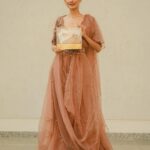 Aneri Vajani Instagram - IBMA- 2022 Iconic Brands of Maharashtra ! Style Icon of the year! Thank-you to the Government of Maharashtra for this Honour I’m humbled! Special Thankyou to my baby sister yet again! It’s all because of you♥️ Styled by : @priyavajani Outfit :- @bydivyaaggarwal Jewellery :- @malkishjewels 💅: @nailed_it_nailsss HMU : @kavitaparmar_makeup_hair #styleicon #styleicon2022 #maharashtra #government #humbled #proudparents #bestsister #gratitude #award
