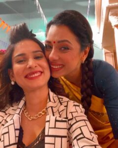 Aneri Vajani Instagram - Happiest birthday My RGM I love you with all my heart!!!!!! May you have the best day and the best year ever , you deserve the world and more ! ♥️🤗 
 
 
 
 
#anerivajani #rupaliganguly #birthdaygirl #birthdayvibes #ariesbond #missyou