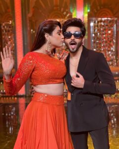 Anjum Fakih Instagram - Summing up emotions 
In a poem 
Won’t do justice to you…
Writing it anyhow 
Am so dumb
All I have is love for you…
No,don’t you dare think 
You will be forgotten 
A pledge has been made 
By me and our crew… 
I do remember 
The last day and the scene 
Made me feel numb 
We call cried too…
The days,weeks,months & years
You lived your character 
That dwell in us…
Years of honesty & dedication 
Won’t just blow up…
These are not just words
Speaking all that’s true…
You rule our heart 
And Fans mind too… 
Here’s wishing you 
All the love & luck
May you prosper even more
May he blesses & guides you 
If you ever feel stuck… 
Looking forward to see you 
On a new journey 
On a new stage… 
As they rightly say
Every finish line is the
Beginning of new race… 
.
Love you Dhoop ❤️ 
@dheerajdhoopar