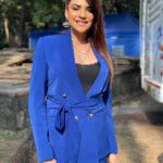 Anjum Fakih Instagram - #zeerishteyawards #zra Outfit: @sacorinaanddalip Styled by @sacorina Jwellery: @supriya6038 Assisted by @darshana.soni.169 Makeup : @sunil.tambe.79827 Hair : @maimunasayyed786 Madh Island, Mumbai