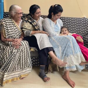 Ankita Bhargava Patel Instagram - Nani is my last grand parent left!
I just realised it after taking this picture!😍

So so so precious! 
😍❤️😍

Isnt it beautiful how all 3 mothers in this pic have One Child each and that too One Girl Each !

Rabb Di Mehr ❤️