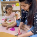 Ankita Bhargava Patel Instagram – This wasnt just about doing an art activity,
It was about creating something together…👩‍👧
And on the way…

🌸We stuck & peeled tapes
🌸Created patterns with colors
🌸Painted with dots & strokes
🌸Capping & Uncapping the bottles

Thanku @toycra for these amazing dot markers. Mehr loves them ! 
#rabbdimehr