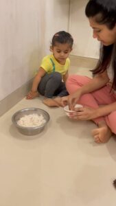 Ankita Bhargava Patel Instagram - Our fav baker was AWOL so we decided to decorate @iamnaughtypatel ‘s dinner bowl with his favourite biscuits!
The whole idea was to let both my kids know that they are and will always be special to eachother ❤️

Happy Bday Naughty Bhaiyya 😍